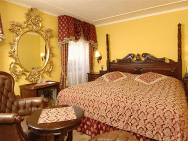 U Hotel Praga
