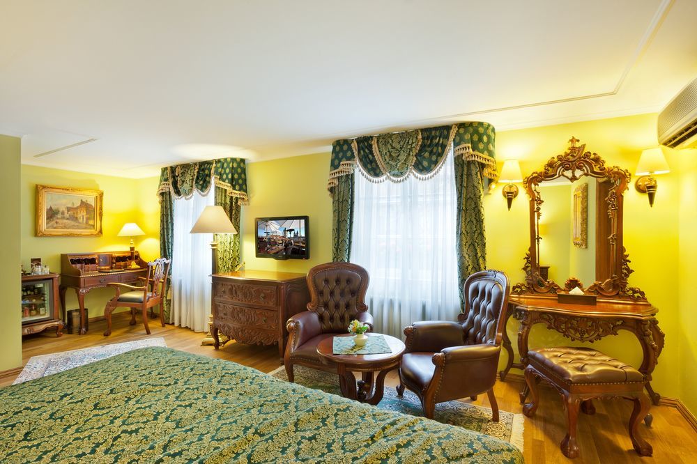 U 5* Praga